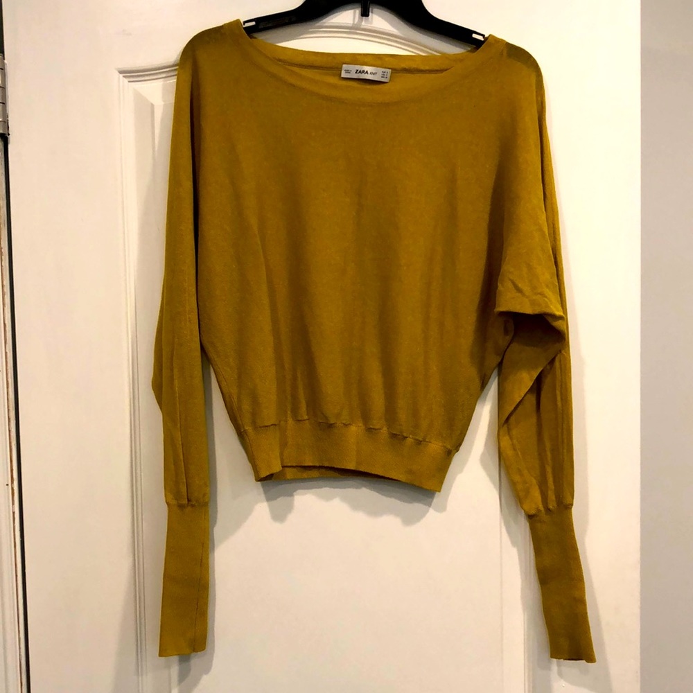 Exquisite top!